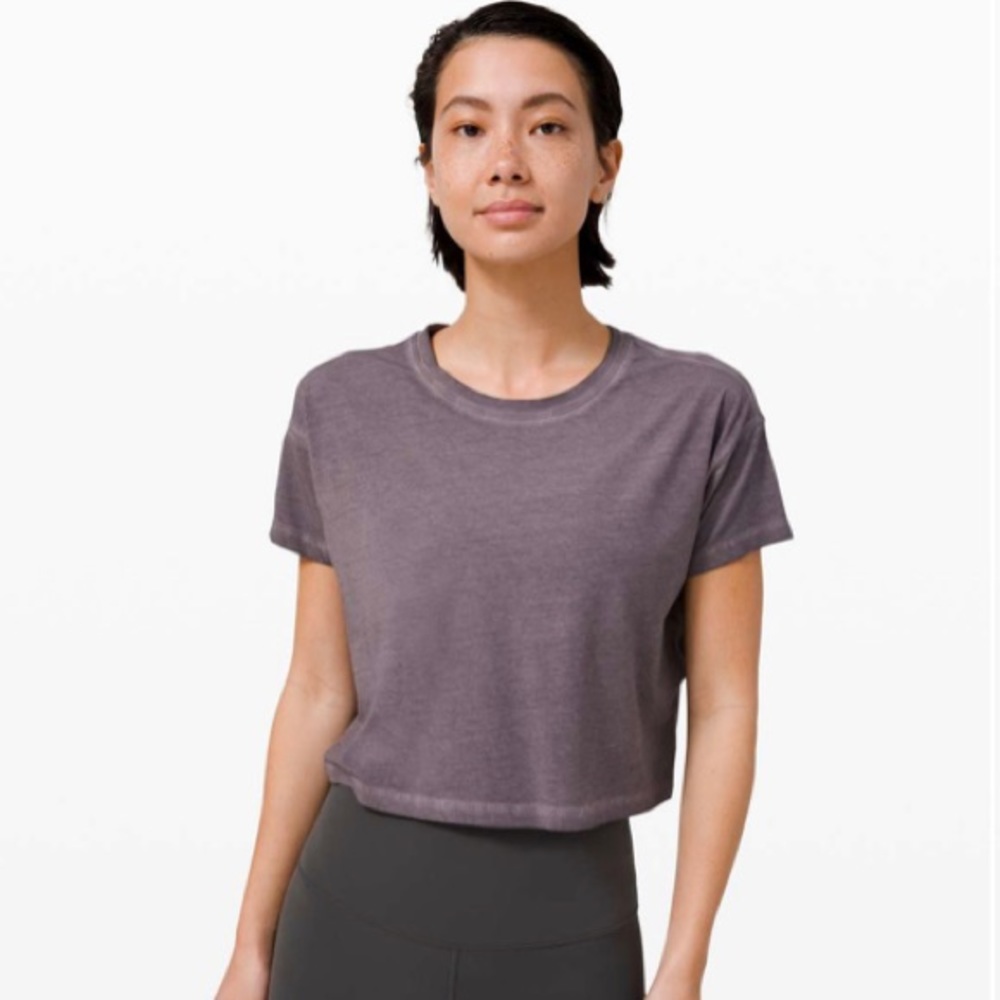 Lululemon Cates Tee *Fade - Washed Lunar Rock - Size Women’s 6
